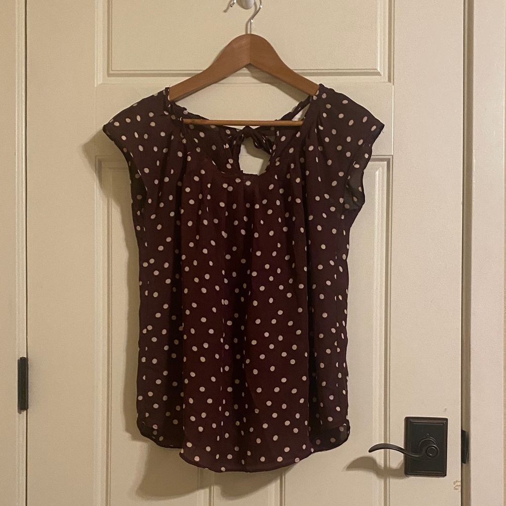 LC Lauren Conrad Burgundy with Cream Polka Dot Tie-Back Cap Sleeve Blouse